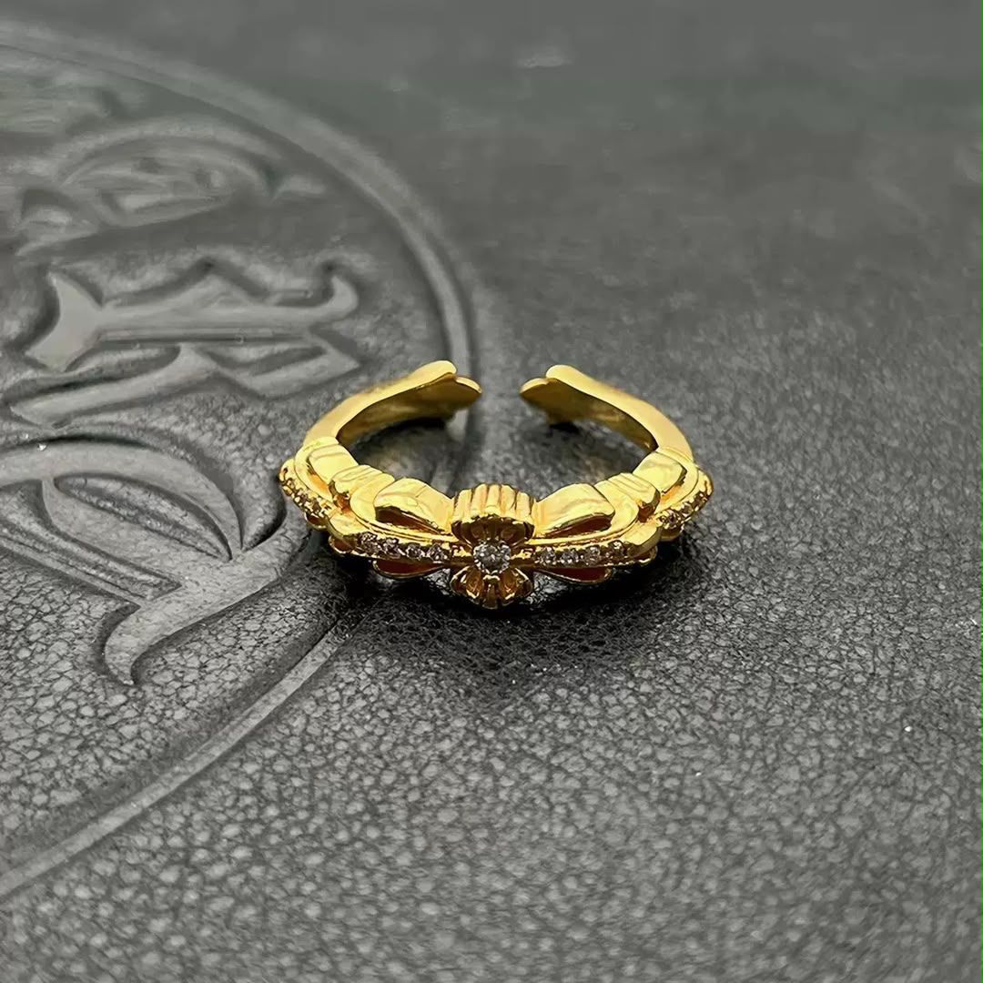 CH Gold/white diamond ring